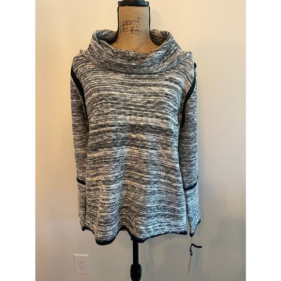 NWT Emaline Gray & Black Cowl Turtleneck Sweater Size Large - Picture 1 of 3